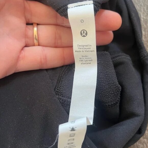 Lululemon Align Super High Rise Shorts 0 Black - Picture 5 of 6
